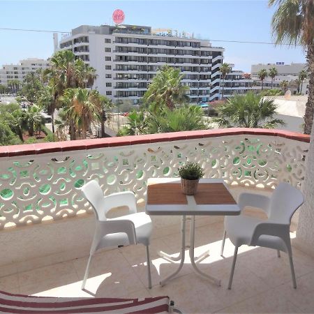 Apartment With A Large South-Facing Balcony, Sea View And Wifi In Las Americas Center Плая де лас Америкас Екстериор снимка